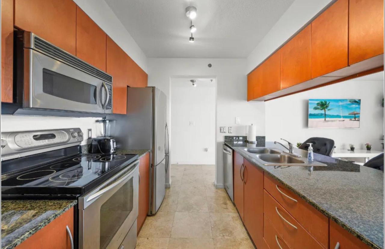 Stunning 2Br Condo Brickell-Waterviews-Freeparking Miami Exterior photo
